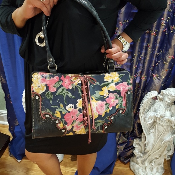 Purse - Picture 2 of 8